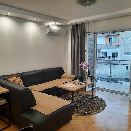 Appartamento Apartman Nk Nikšić Esterno foto