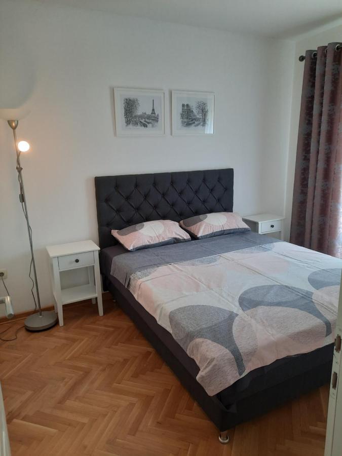Appartamento Apartman Nk Nikšić Esterno foto